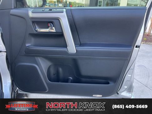 Used 2022 Toyota 4Runner SR5 Premium RWD image 27
