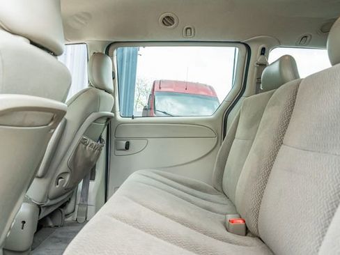Used 2005 Dodge Grand Caravan SE w/ Popular Equipment Group I image 30