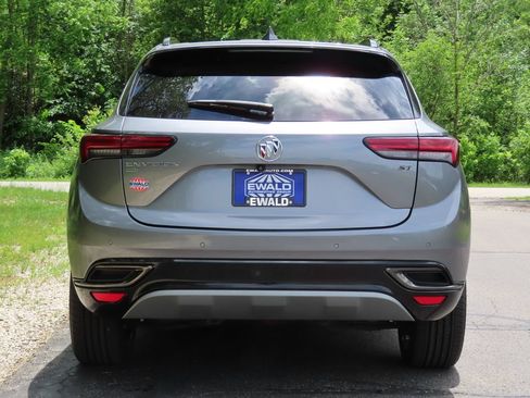 Used 2022 Buick Envision Preferred AWD/4WD image 17