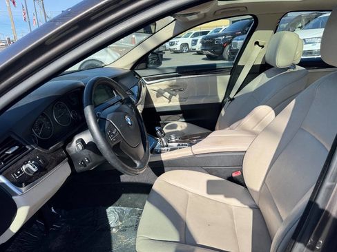 Used 2012 BMW 528i xDrive Sedan image 6