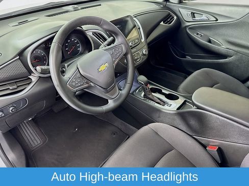 Used 2025 Chevrolet Malibu RS image 10