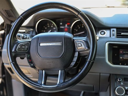 Used 2018 Land Rover Range Rover Evoque SE Dynamic AWD/4WD image 23