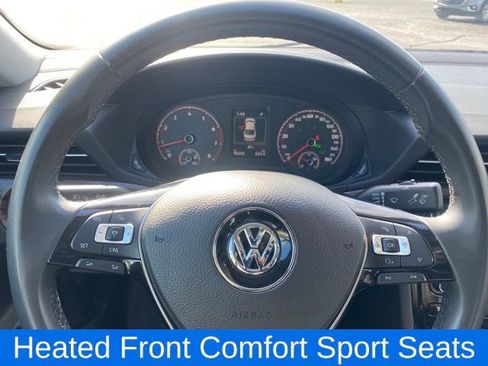 Used 2022 Volkswagen Passat 2.0T image 8