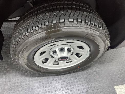 New 2025 GMC Sierra 3500 Pro w/ Convenience Package image 11