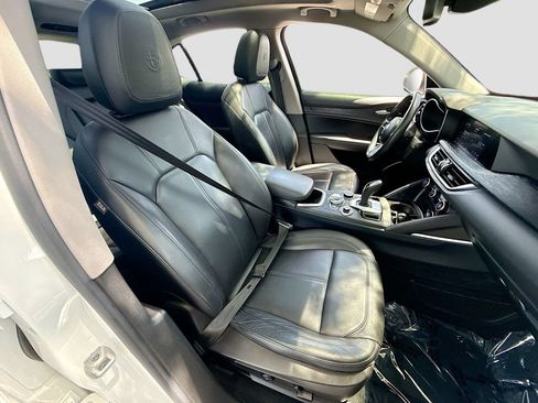 Used 2021 Alfa Romeo Stelvio Sprint w/ Nero Edizione RWD image 30