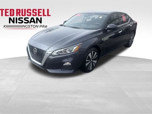 Used 2022 Nissan Altima 2.5 SV image 1