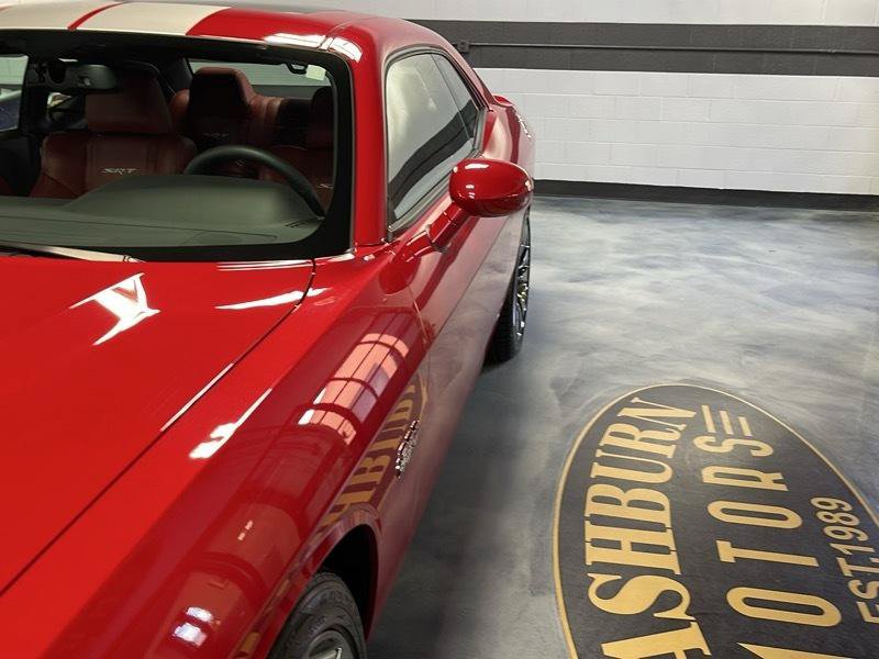 Used 2013 Dodge Challenger SRT8 w/ Harman Kardon Audio Group RWD image 3