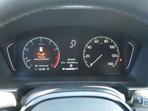 Used 2025 Honda Pilot Touring image 18