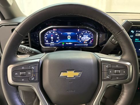 Certified 2025 Chevrolet Silverado 2500 LT w/ Convenience Package image 17