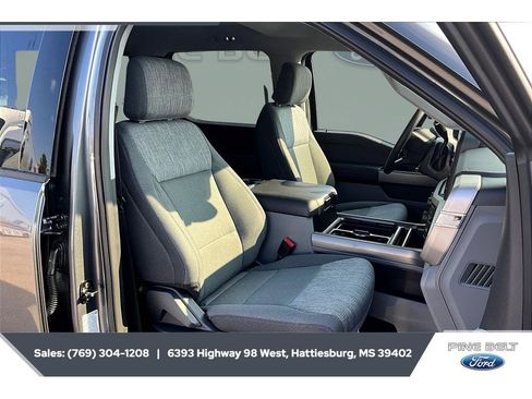 New 2026 Ford F250 XLT w/ XLT Premium Package AWD/4WD image 4