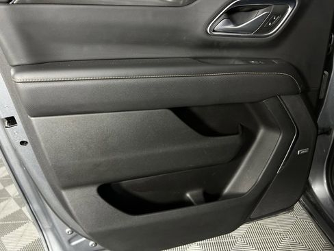 Used 2022 GMC Yukon XL AT4 image 30