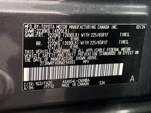 Used 2024 Toyota RAV4 XLE AWD/4WD image 31