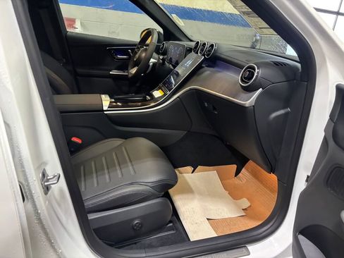New 2026 Mercedes-Benz GLC 300 GLC 300 image 22