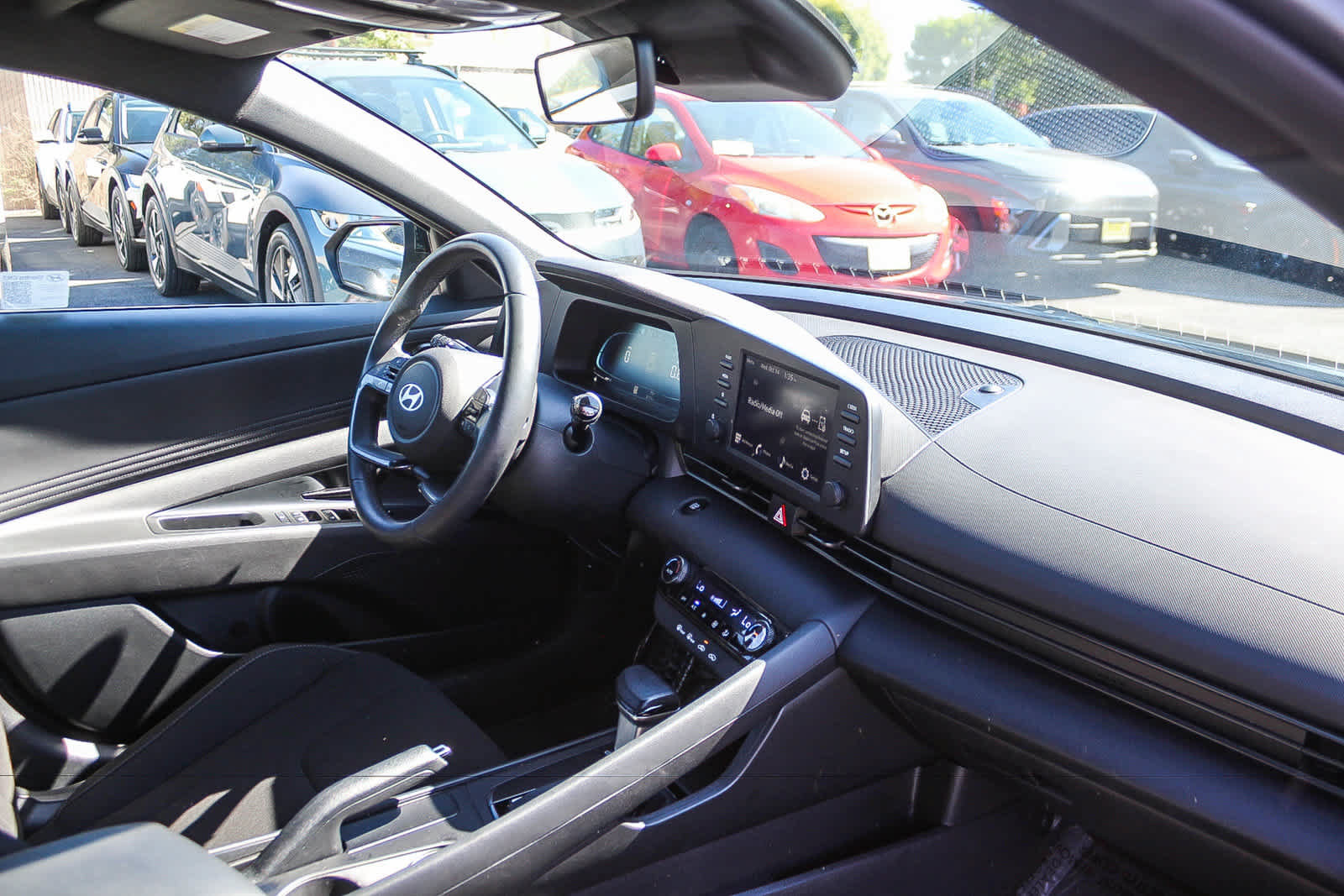 Certified 2025 Hyundai Elantra Sport w/ Cargo Package FWD image 21