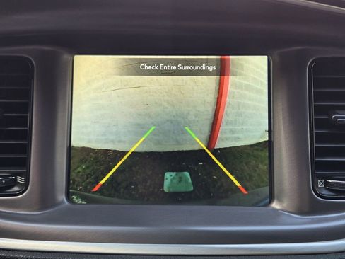 Used 2020 Dodge Charger SXT w/ Blacktop Package image 20