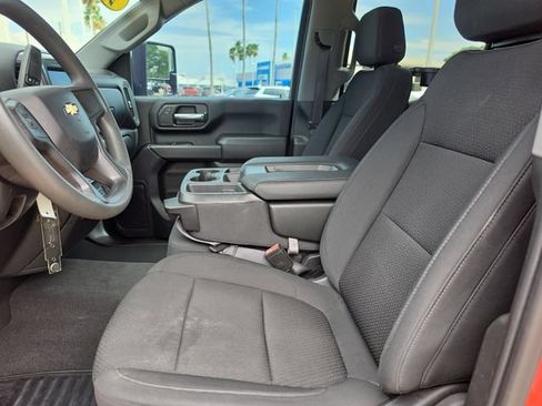 Used 2021 Chevrolet Silverado 2500 Custom w/ Custom Value Package AWD/4WD image 15