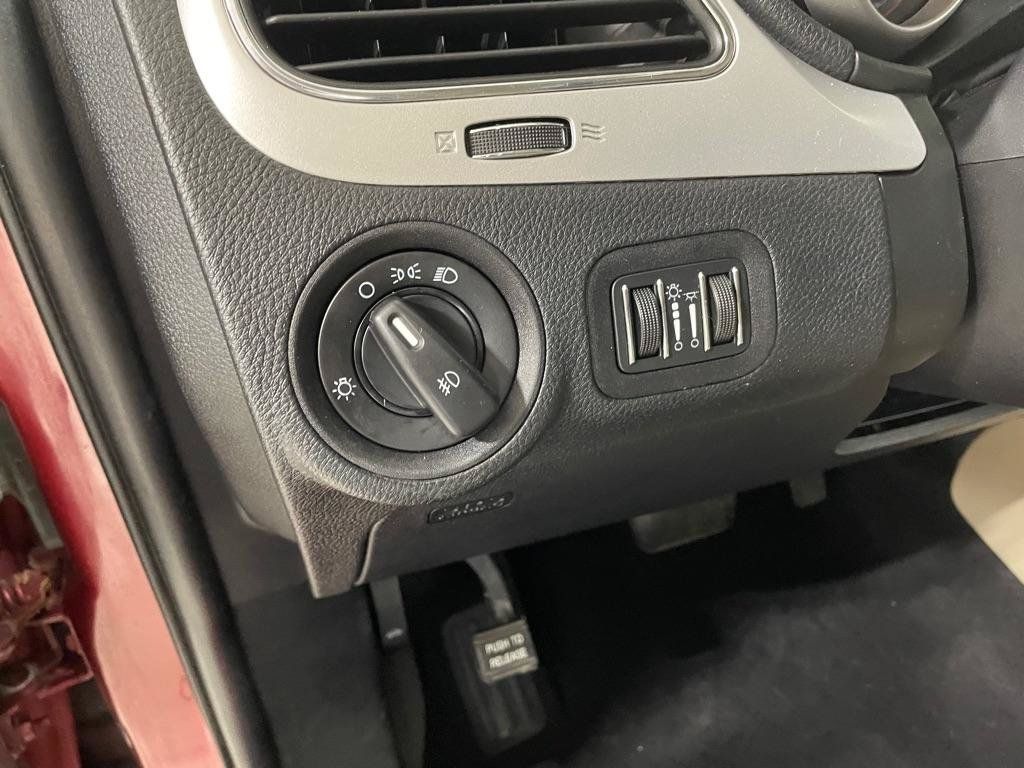 Used 2011 Dodge Journey Mainstreet w/ Popular Equipment Group AWD/4WD image 25
