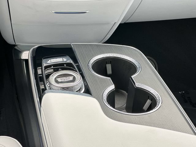Certified 2025 Cadillac Lyriq Luxury w/ LPO, Floor Liner Package AWD/4WD image 6