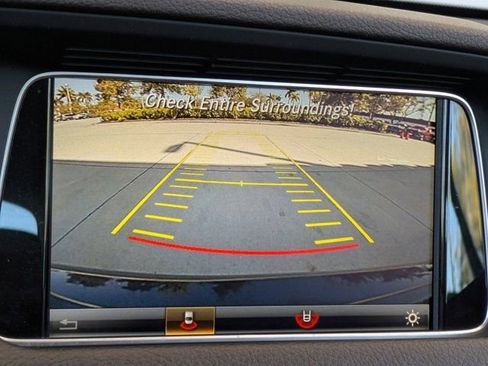 Used 2017 Mercedes-Benz E 400 Cabriolet image 29