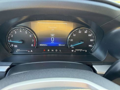 Certified 2022 Ford Explorer XLT w/ Class IV Trailer Tow Package image 19