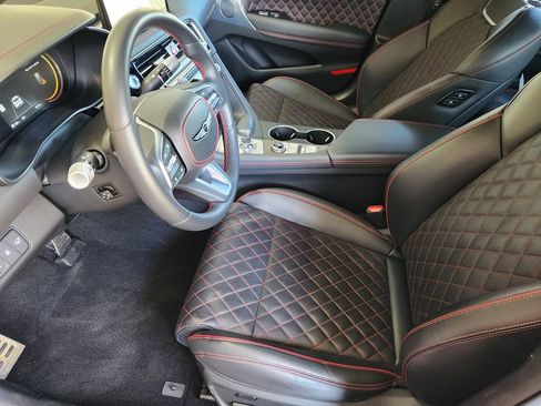 Used 2025 Genesis G70 3.3T Advanced w/ Sport Prestige Package image 12