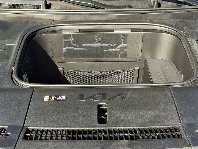 Certified 2024 Kia EV9 Light Long Range RWD image 29