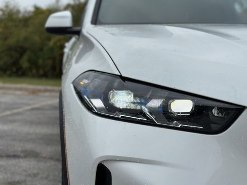 New 2026 BMW X5 xDrive40i w/ Premium Package image 10