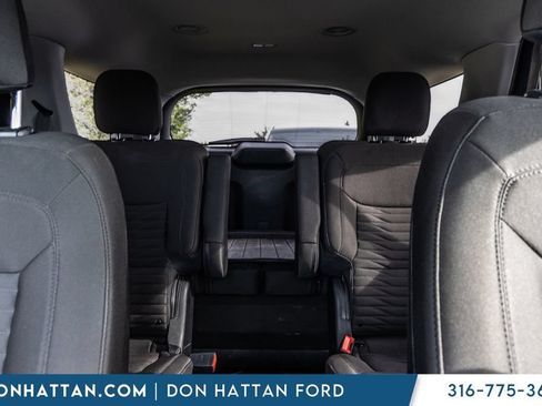 Used 2021 Ford Explorer XLT AWD/4WD image 18
