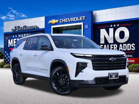 New 2026 Chevrolet Traverse LT w/ Midnight/Sport Edition AWD/4WD image 1