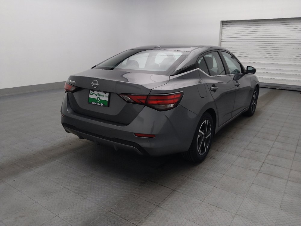 Used 2025 Nissan Sentra SV FWD image 9