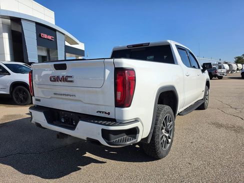 Used 2022 GMC Sierra 1500 AT4 w/ AT4 Premium Package image 3