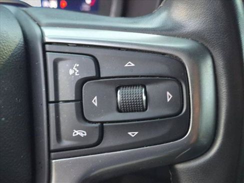 Used 2024 Chevrolet Tahoe Premier AWD/4WD image 9