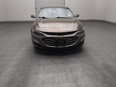 Used 2020 Chevrolet Malibu LT FWD image 14