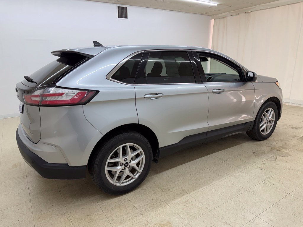 Used 2024 Ford Edge SEL w/ Convenience Package AWD/4WD image 6
