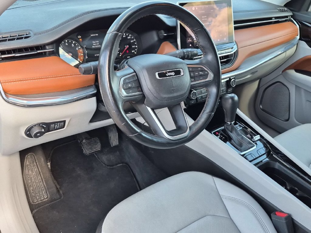 Used 2022 Jeep Compass Limited AWD/4WD image 11