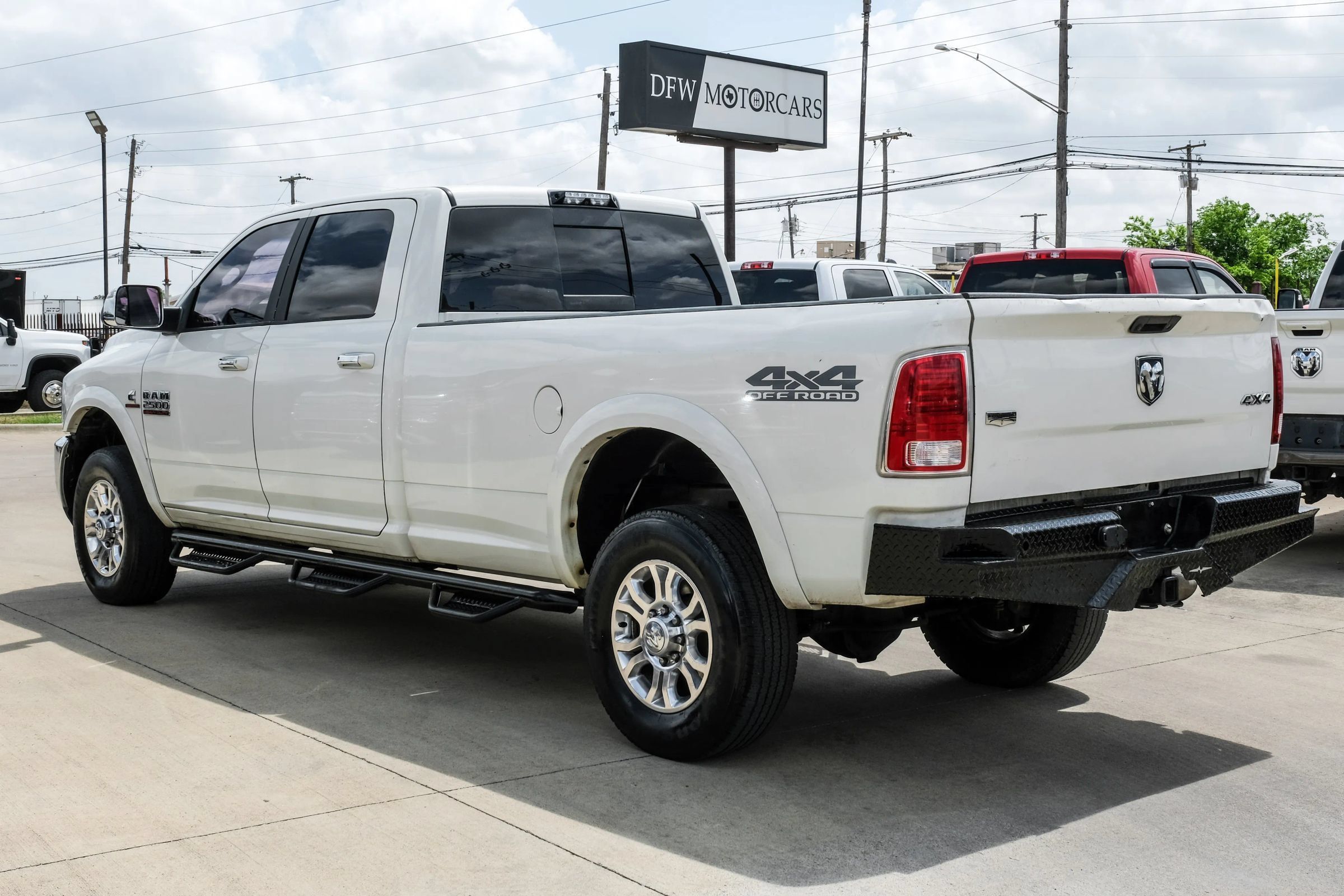 Used 2018 RAM 2500 Laramie AWD/4WD image 11