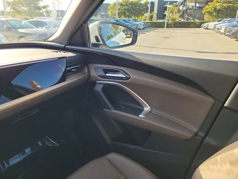 Certified 2025 Audi Q5 2.0T Premium w/ Convenience Package image 14