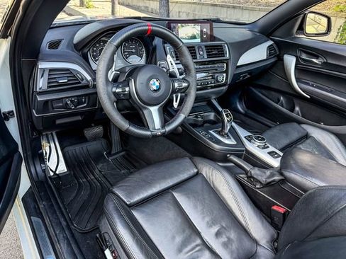 Used 2016 BMW M235i Convertible image 30