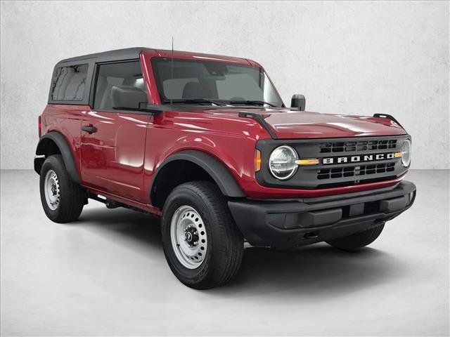 Used 2021 Ford Bronco 2-Door AWD/4WD image 3