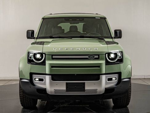 Used 2023 Land Rover Defender 110 75th Limited Edition AWD/4WD image 2