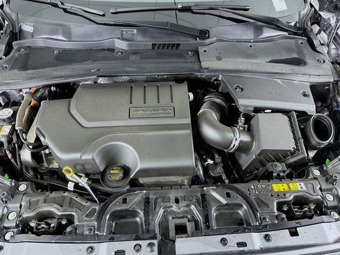 Used 2024 Jaguar E-PACE R-Dynamic SE image 33