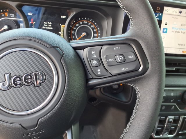 New 2026 Jeep Gladiator Sport AWD/4WD image 10