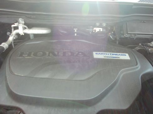 Used 2016 Honda Pilot Touring image 44