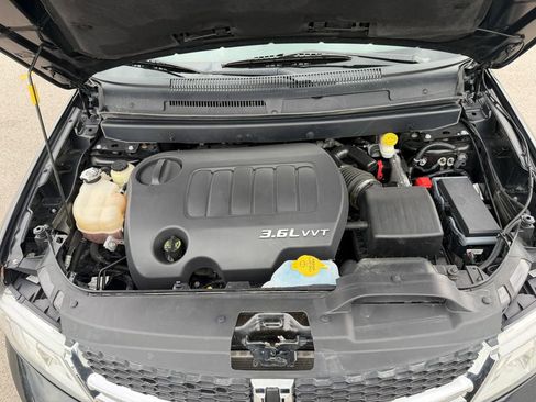 Used 2015 Dodge Journey SXT w/ Flexible Seating Group FWD image 32