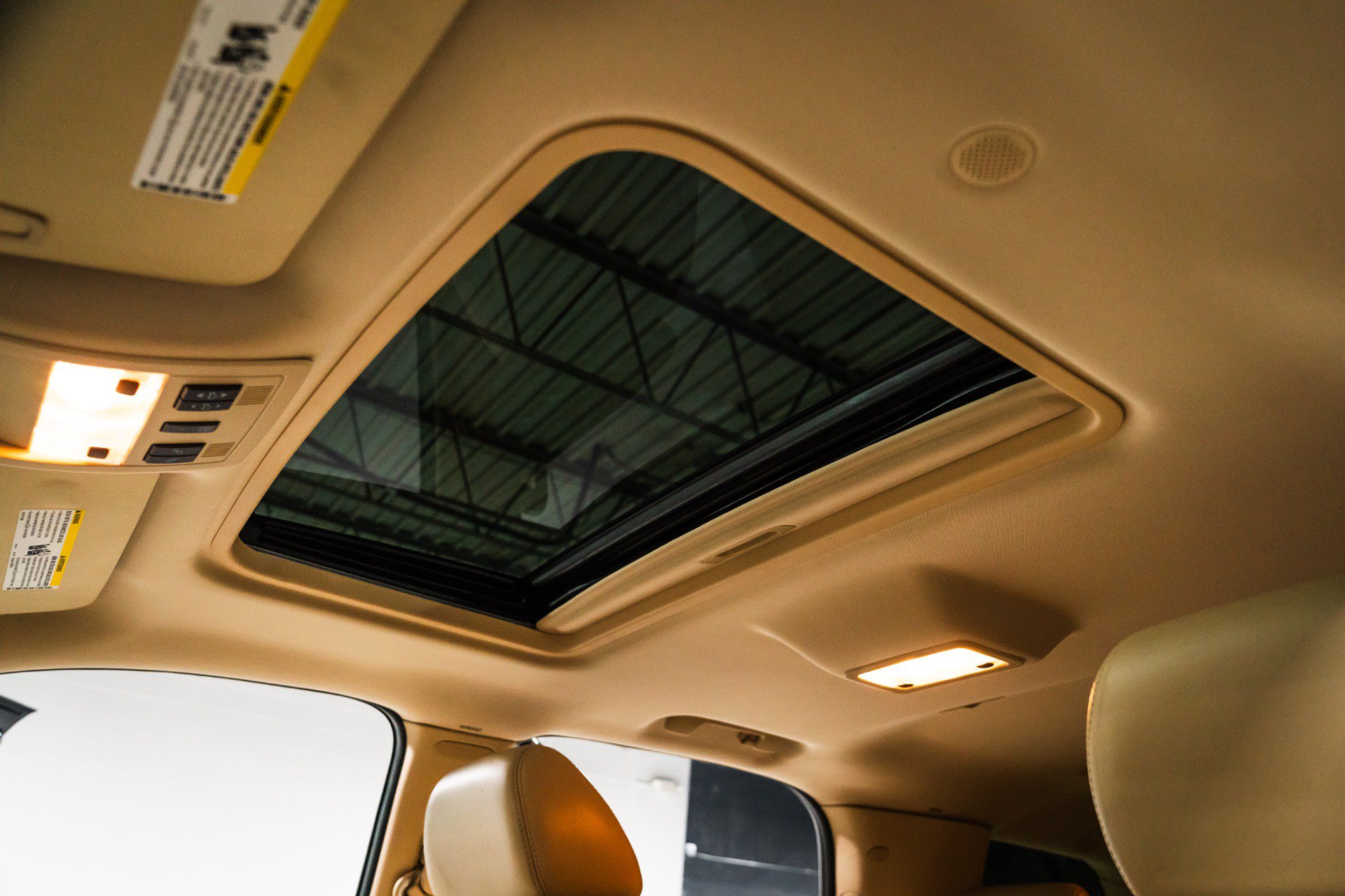 Used 2007 Cadillac Escalade AWD image 24