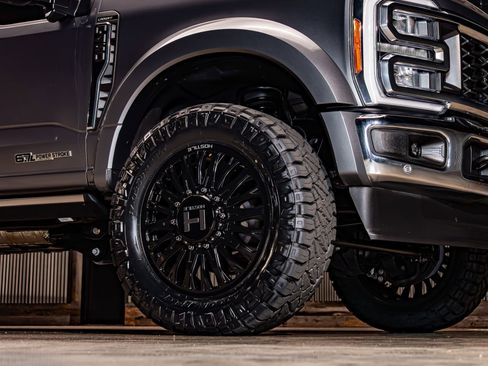 Used 2023 Ford F450 Lariat w/ Lariat Ultimate Package image 17