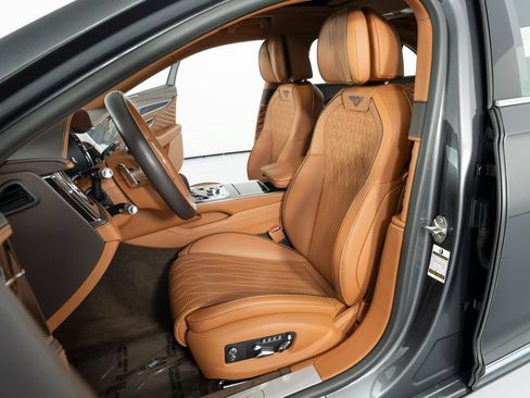 Used 2021 Bentley Flying Spur W12 AWD/4WD image 42