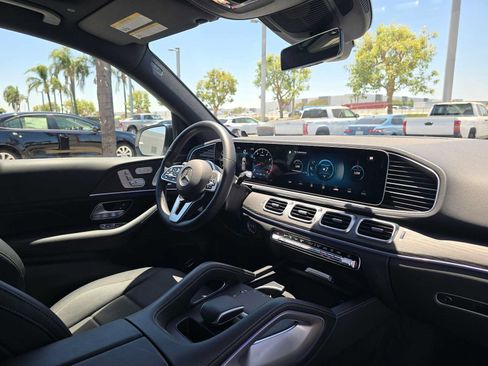 Used 2023 Mercedes-Benz GLE 450 4MATIC image 11