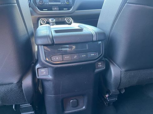 Used 2024 Toyota Grand Highlander AWD image 24