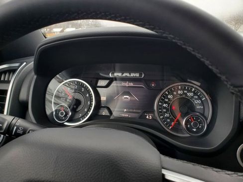 Certified 2025 RAM 1500 Big Horn image 15